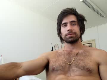 Cam for oilyboily