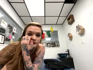 Cam for corpsechick