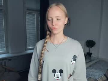 Cam for rave_the_love