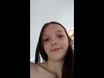 Cam for pinkscarlet24
