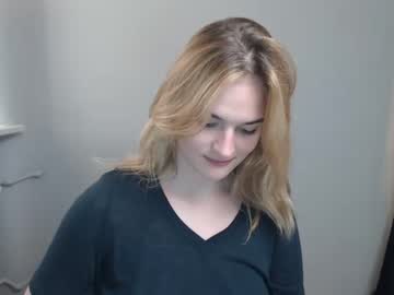 Cam for tara_mony