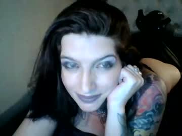 Cam for esme_charm