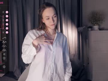 Cam for loveeonlovee