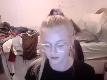 Cam for sexyblondestarr