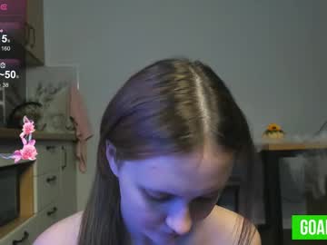 Cam for _katie_kim__