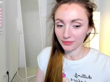 Cam for lil_rora
