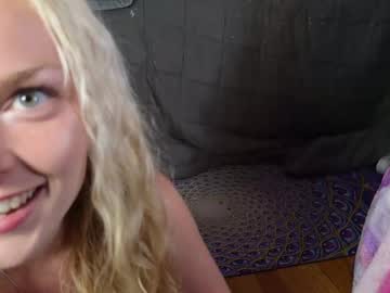 Cam for lilfknsquirt