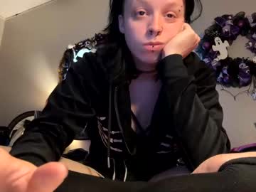 Cam for spookydollface_666
