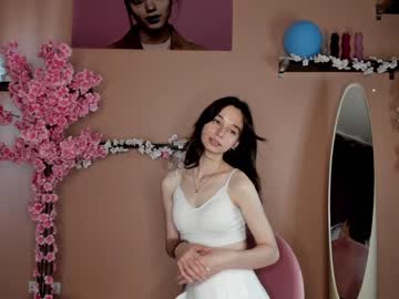Cam for emmi_sunshine
