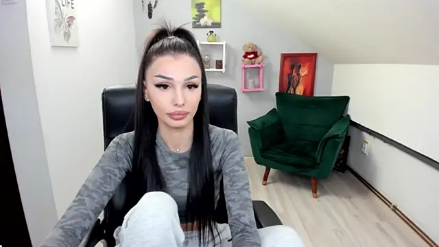 Stripchat sex cam HelenShaw