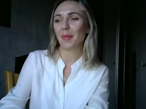 Stripchat sex cam AngelinaLove28