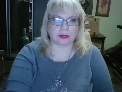 Stripchat sex cam LOLA8888