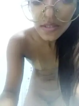 Stripchat sex cam SraFlorzinha