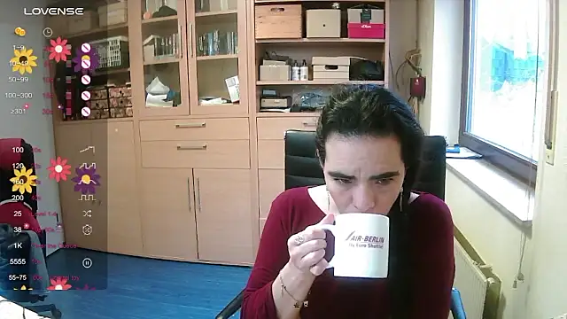 Stripchat sex cam debora_milf00